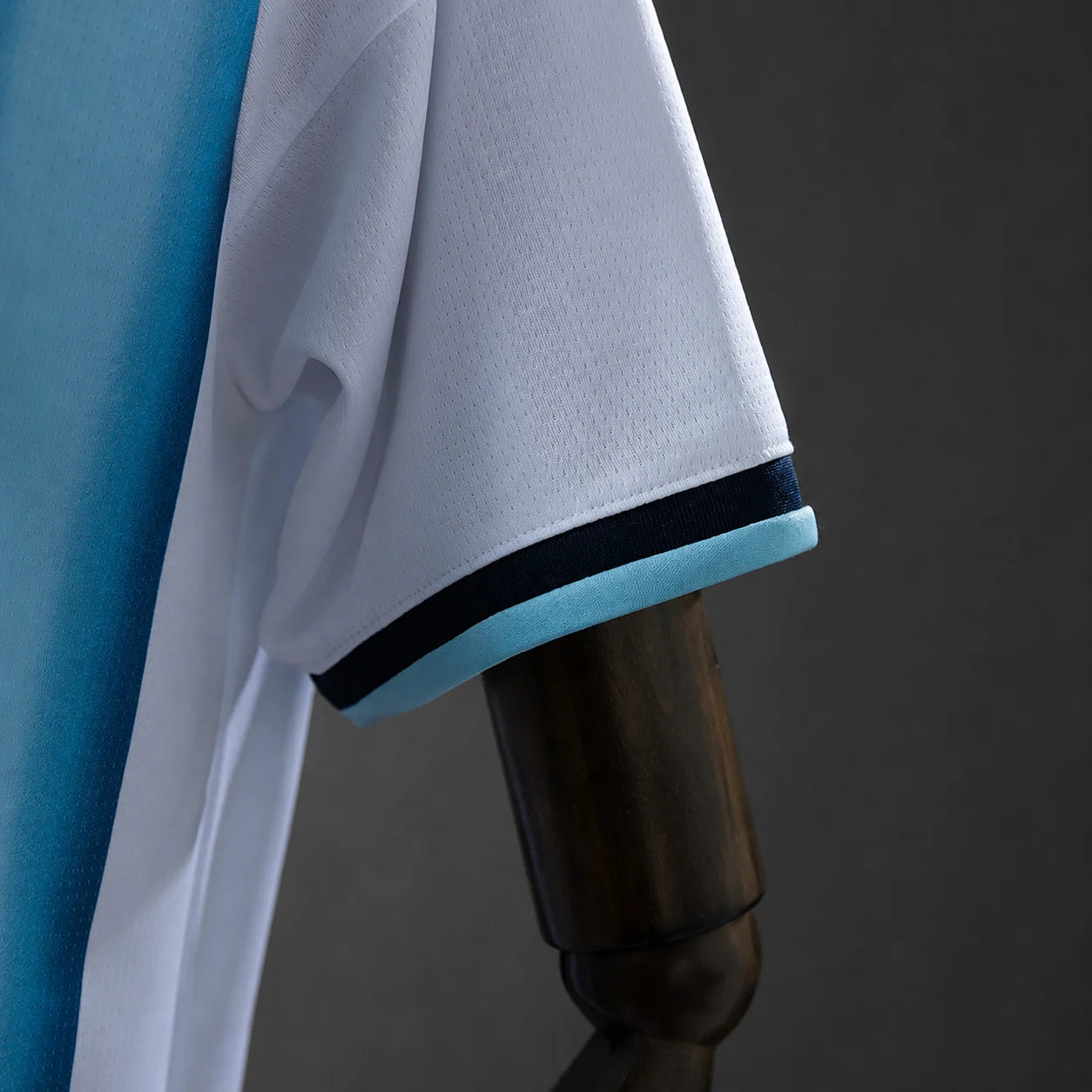 Argentinien WM 2026 Heimtrikot – Fan-Version – Weiß und Himmelblau